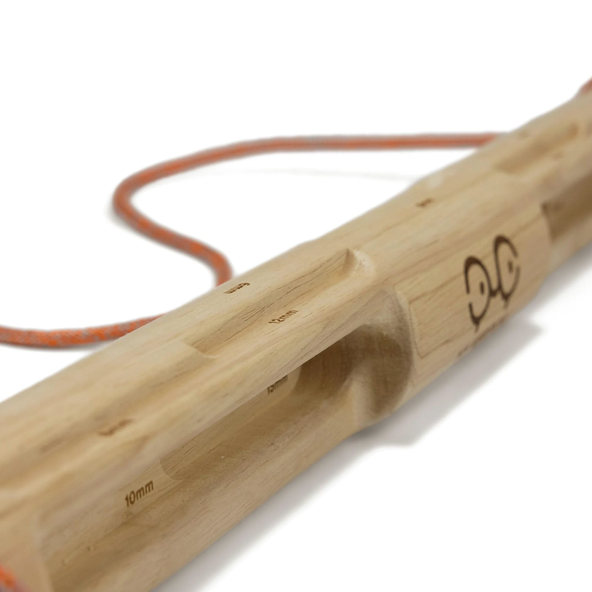 YY Vertical - Das Original Baguette Evo Climbing Hangboard aus Holz zum Klettern, ideal für Heimtraining, passt sich der Klimmzugstange an, stärkt Ihre Finger
