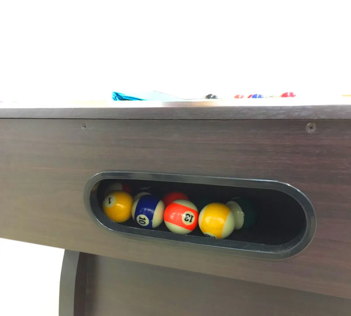 Simba Billardtisch 7 ft Modell RED DEVIL FULL OPTIONAL 7 ft Maße des Spielfeldes 188 cm x 96 cm Neu und verpackt Professionell! Schwarzbraun mit Rot Tuch 4 Spieler Billard